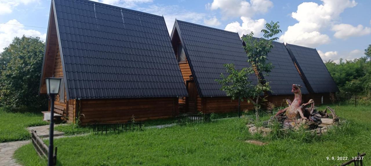 Lolini Bungalovi 诺威萨 外观 照片
