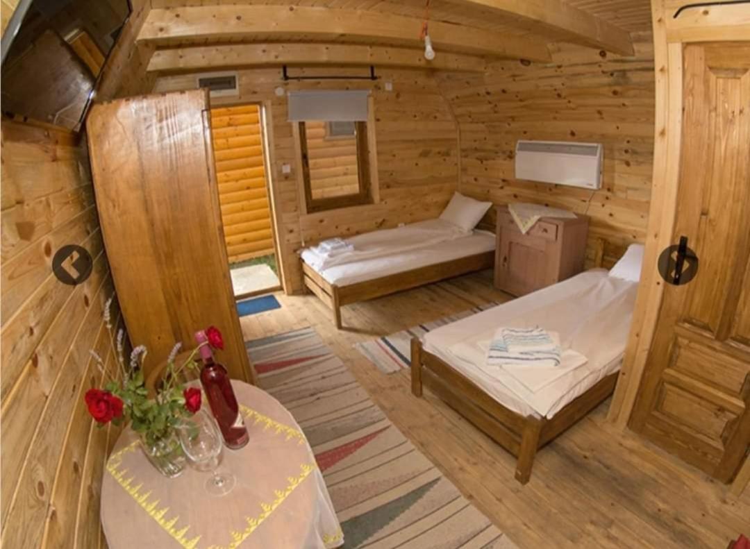 Lolini Bungalovi 诺威萨 外观 照片